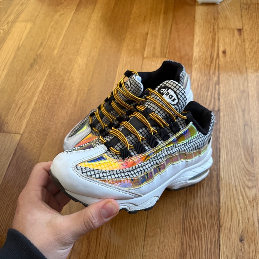 Nike Women’s White Multicolor Iridescent Sneakers